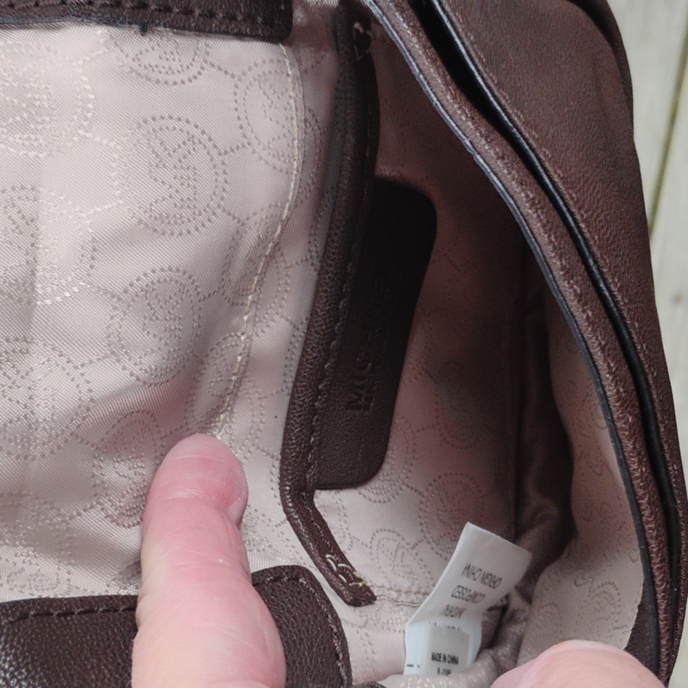 Michael Kors rabbit fur crossbody EUC - Picture 6 of 9